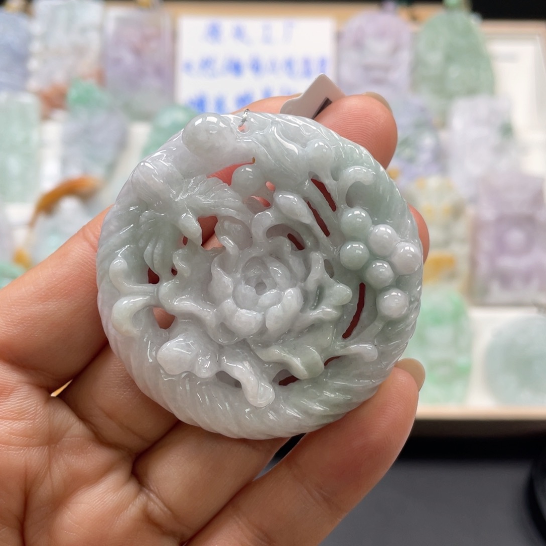 翡翠吊坠(不含链)未镶嵌