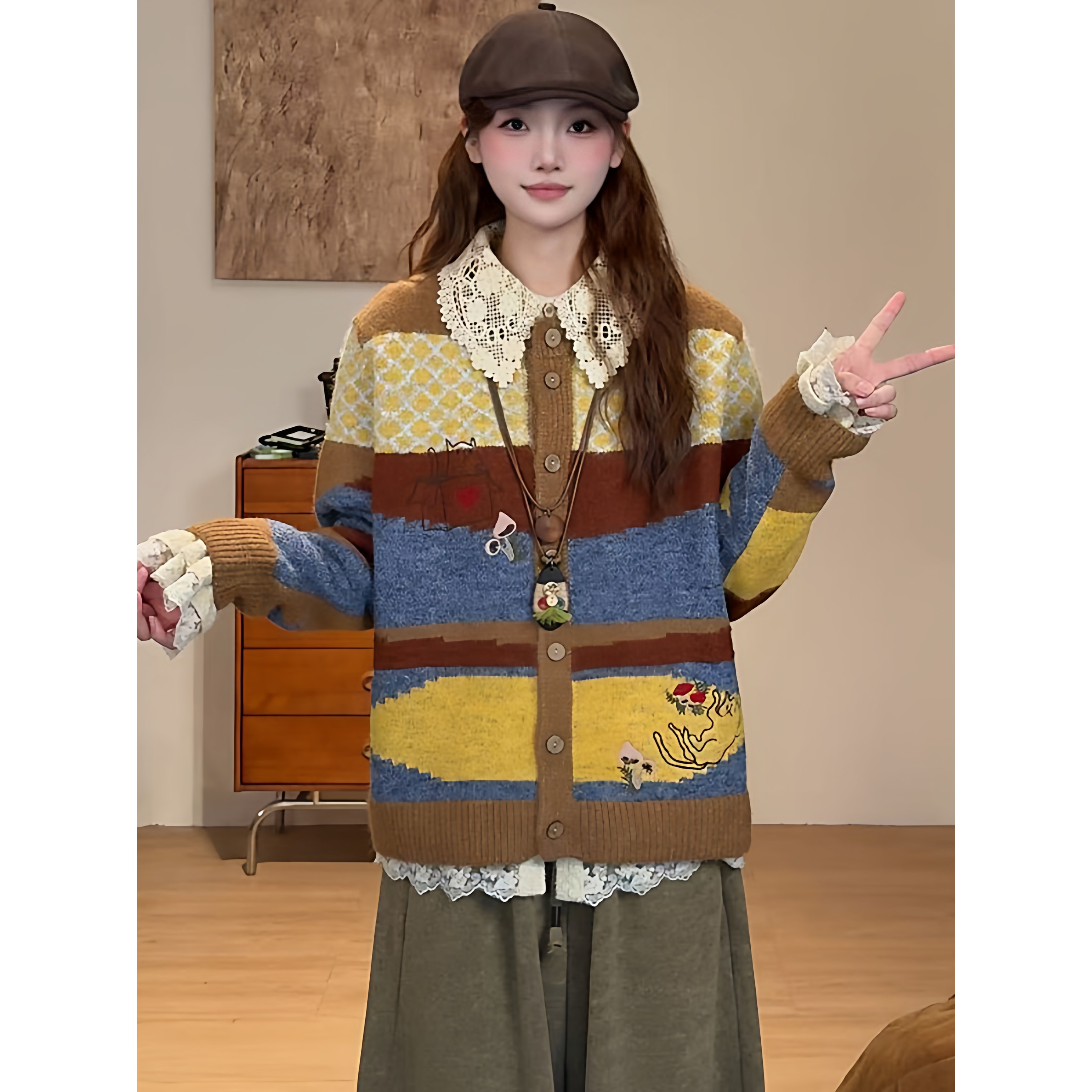 微胖日系减龄拼色趣味卡通刺绣毛衣开衫女冬大码宽松显瘦百搭上衣