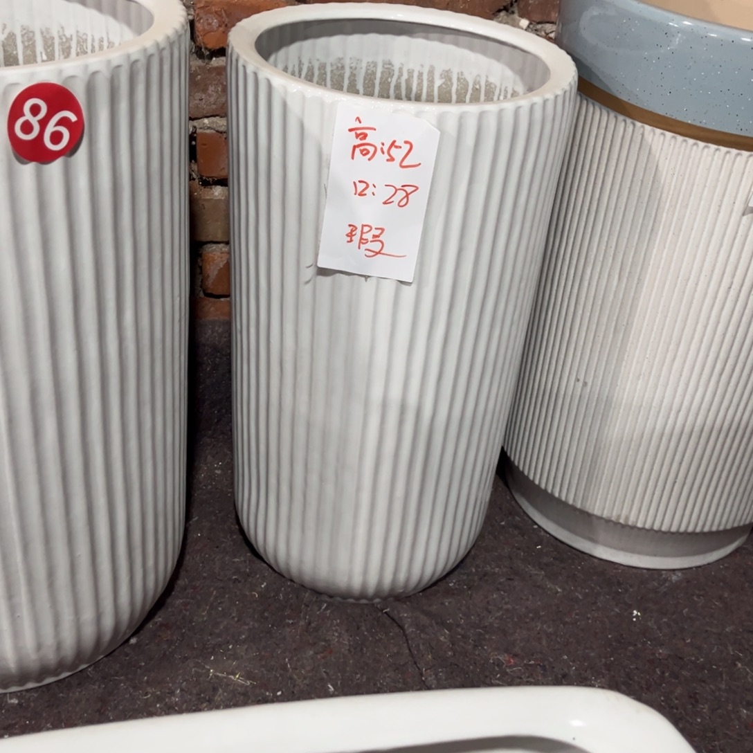 竖条纹小号一个花盆