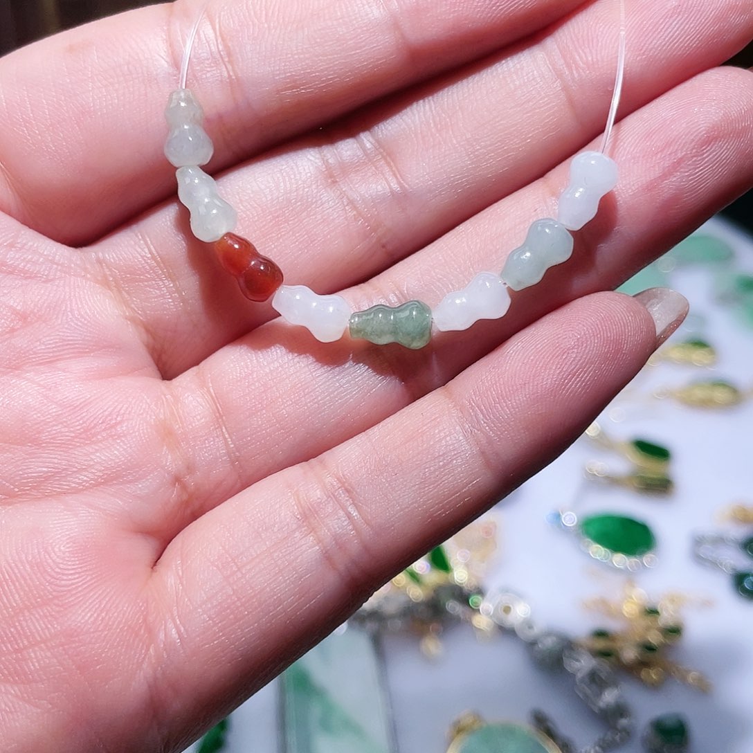 翡翠未镶嵌颈饰天然翡翠