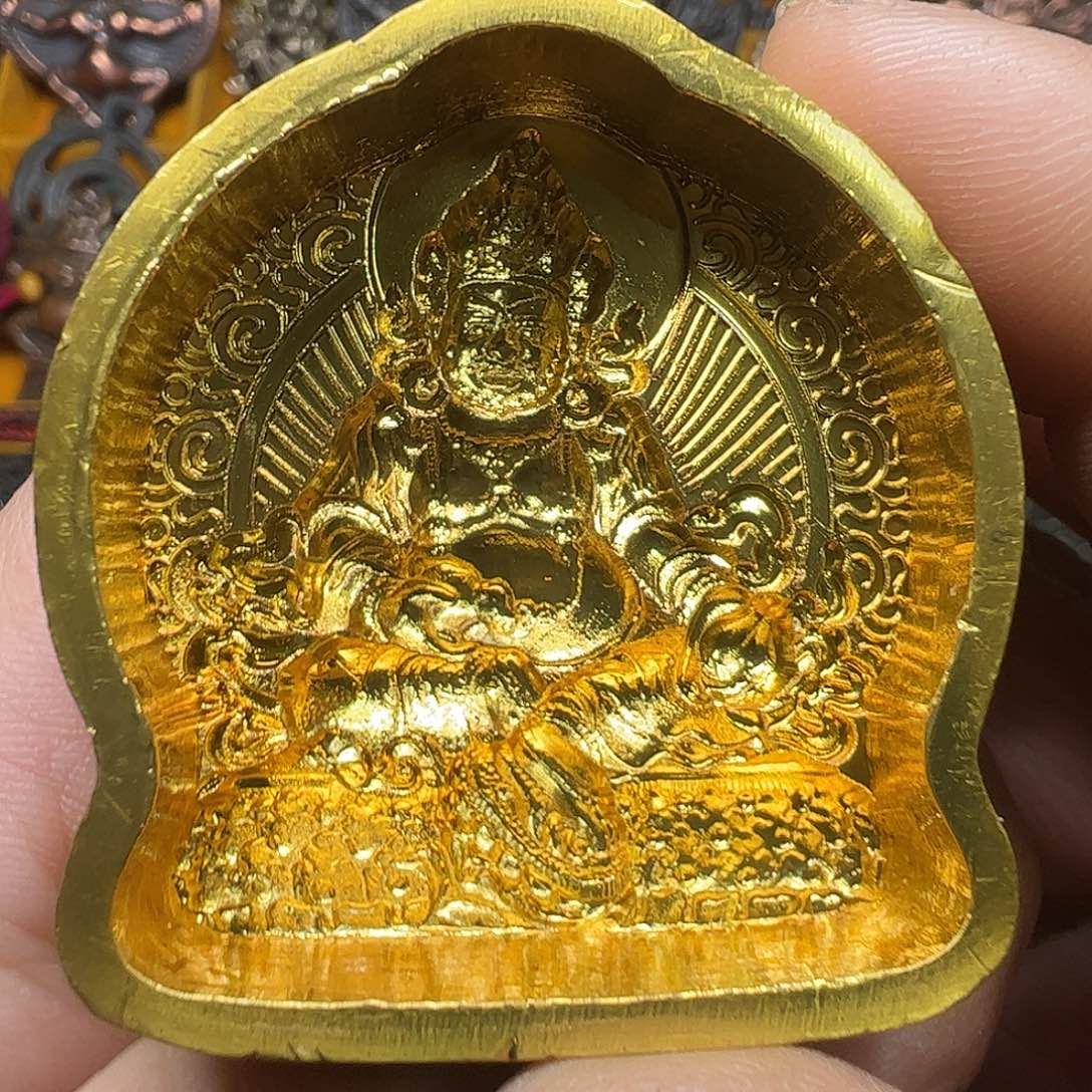 金***露合金类啊哈哈真的好喜欢这个风格