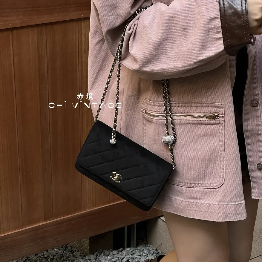 99新 Chanel/香奈儿 1625 黑色丝绒钻扣金球woc斜挎包20