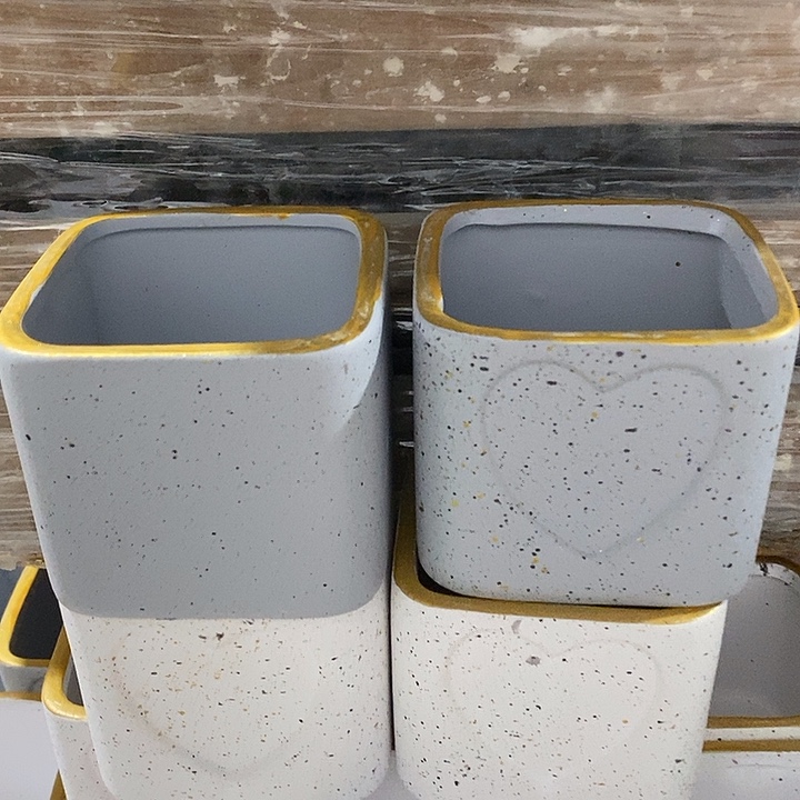 陶摆件陶盆有孔 瑕疵介意勿拍