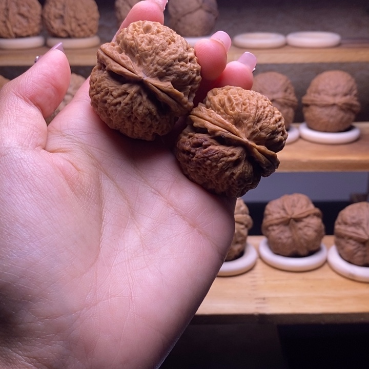 吊坠文玩核桃11。           