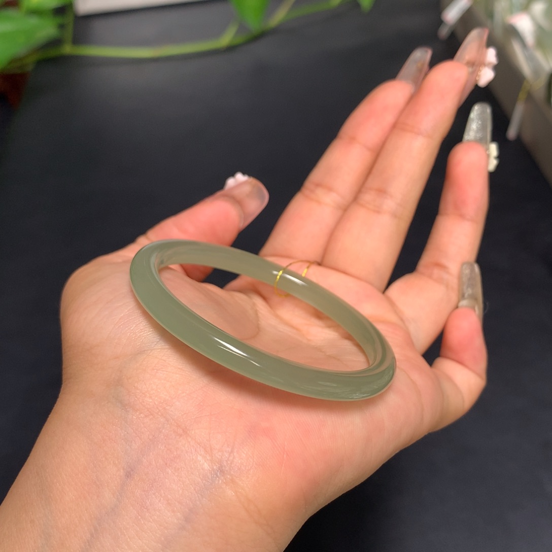 和田玉手镯未镶嵌53