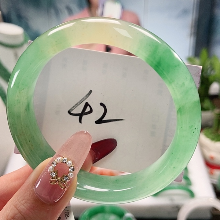 石英质玉手镯未镶嵌天然A货非洲翠手镯