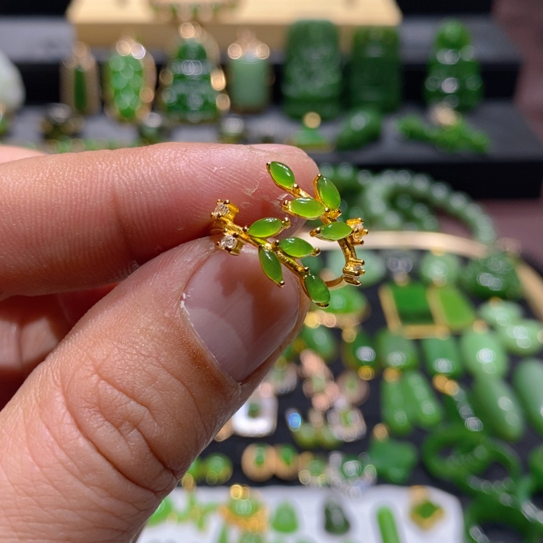 和田玉（碧玉）吊坠(不含链)银S925镶嵌