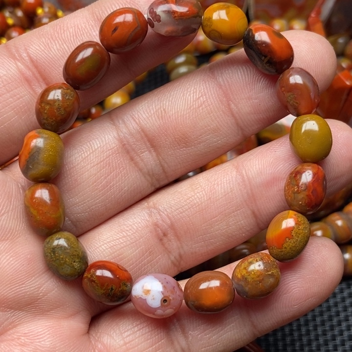 玛瑙/玉髓手串未镶嵌