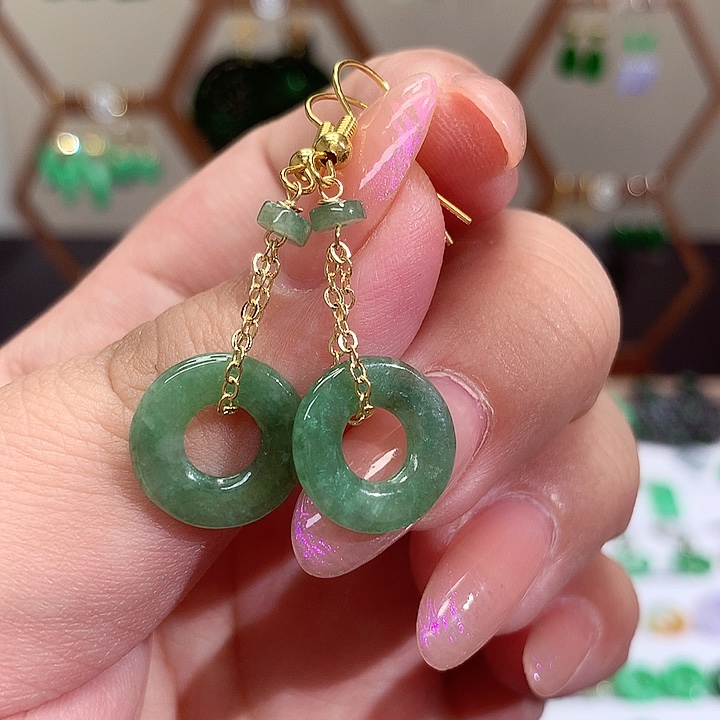 未镶嵌翡翠耳饰天然翡翠耳饰