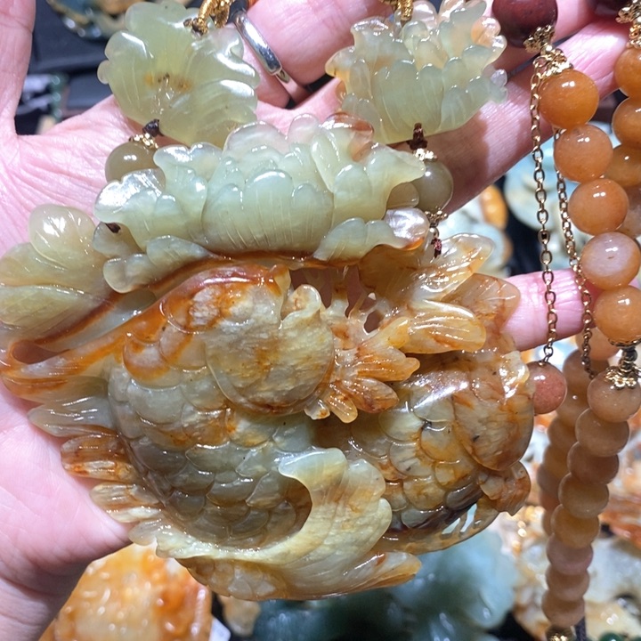 岫玉毛衣链未镶嵌