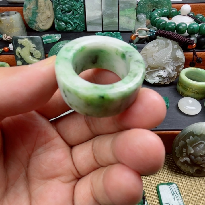 未镶嵌独山玉珠宝半成品