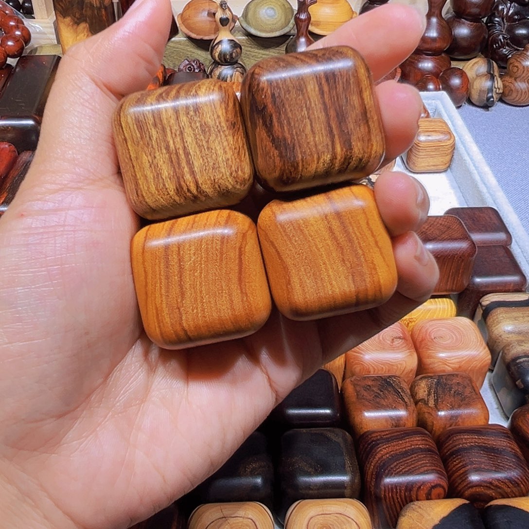 闸***维檀香一对奶香一对