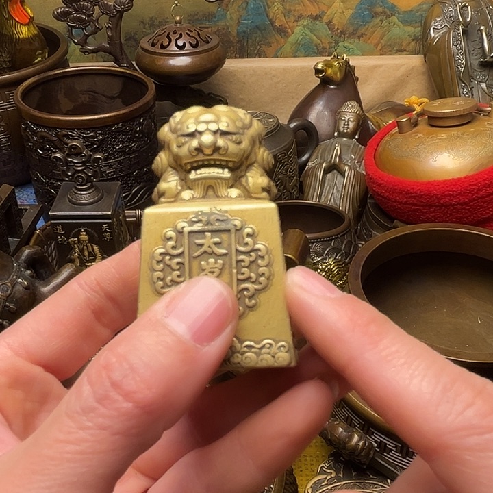 精美铜器批发档口