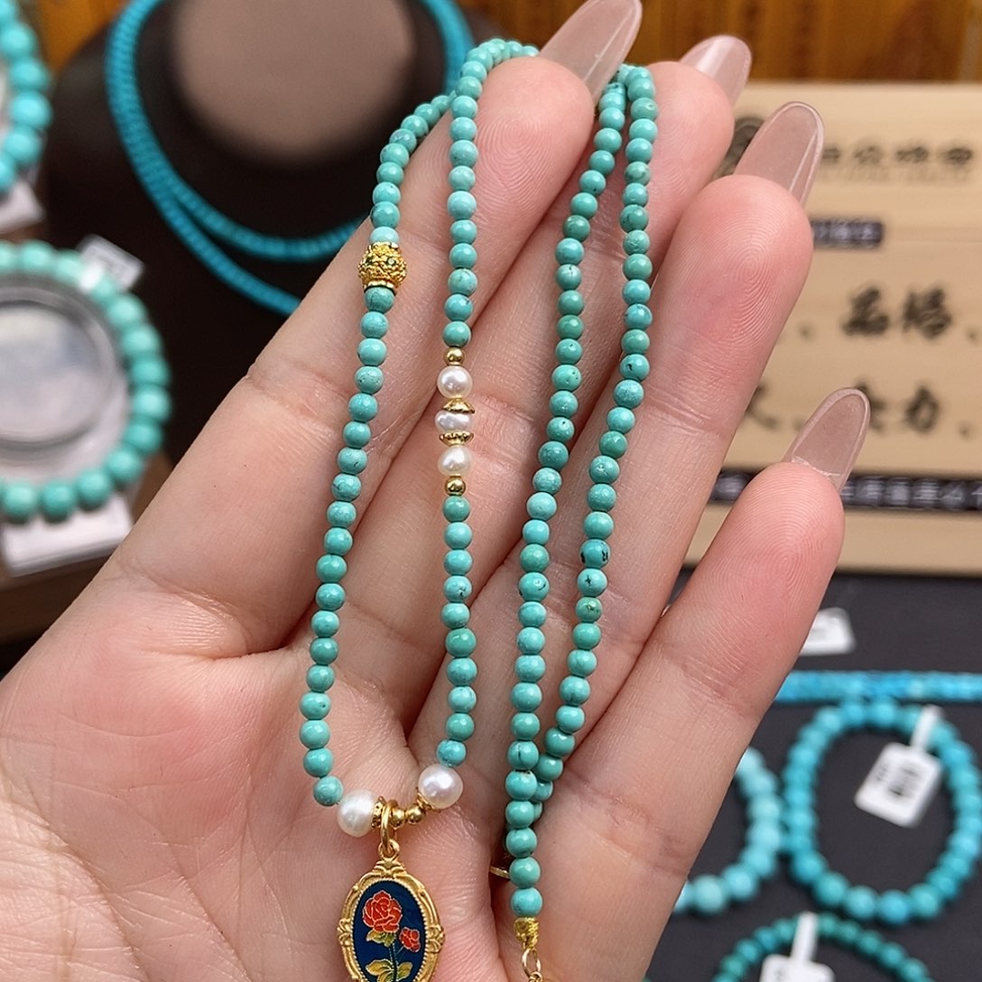 绿松石雕刻未镶嵌