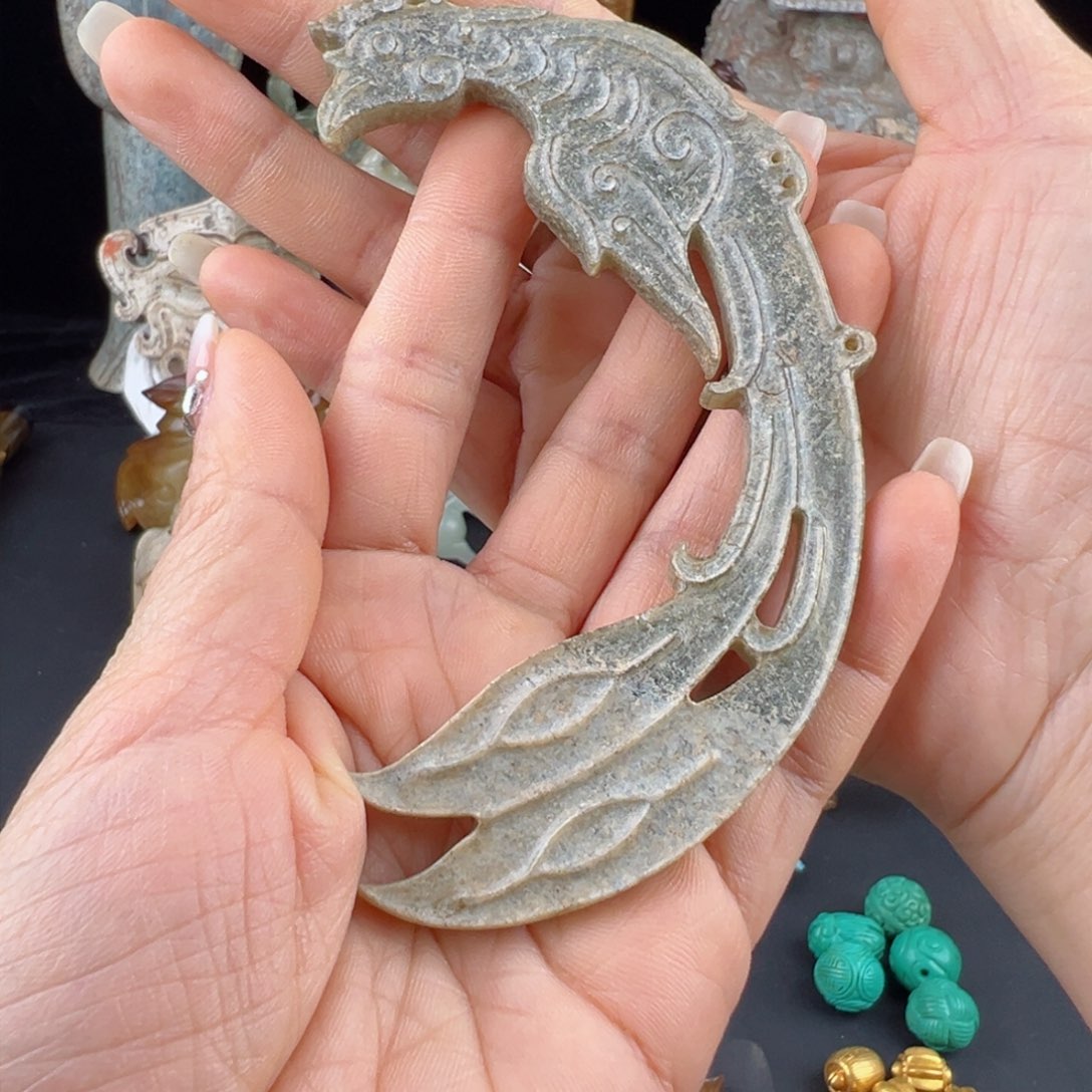 和田玉挂件未镶嵌好**荐