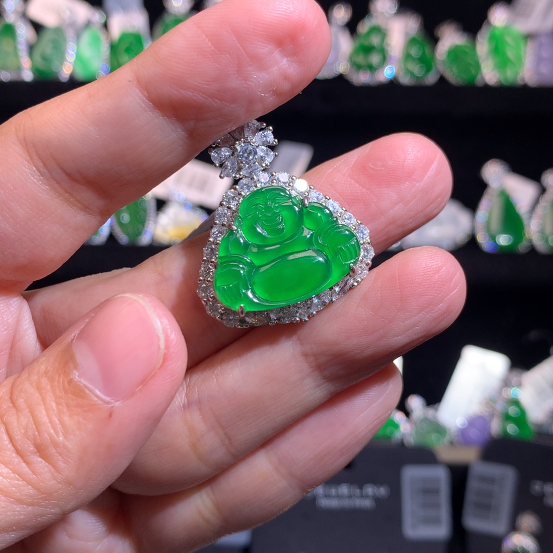 【闪购商品】颈饰银S925镶嵌翡翠