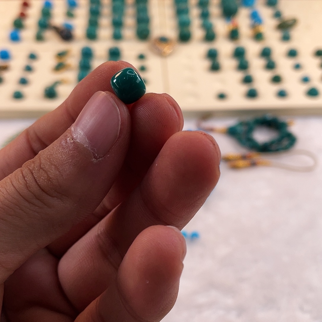 绿松石未镶嵌耳饰