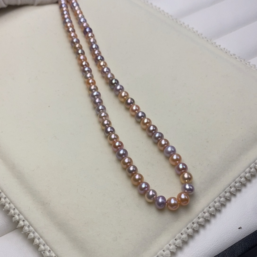 淡水珍珠颈饰银S925镶嵌小**?项链定制