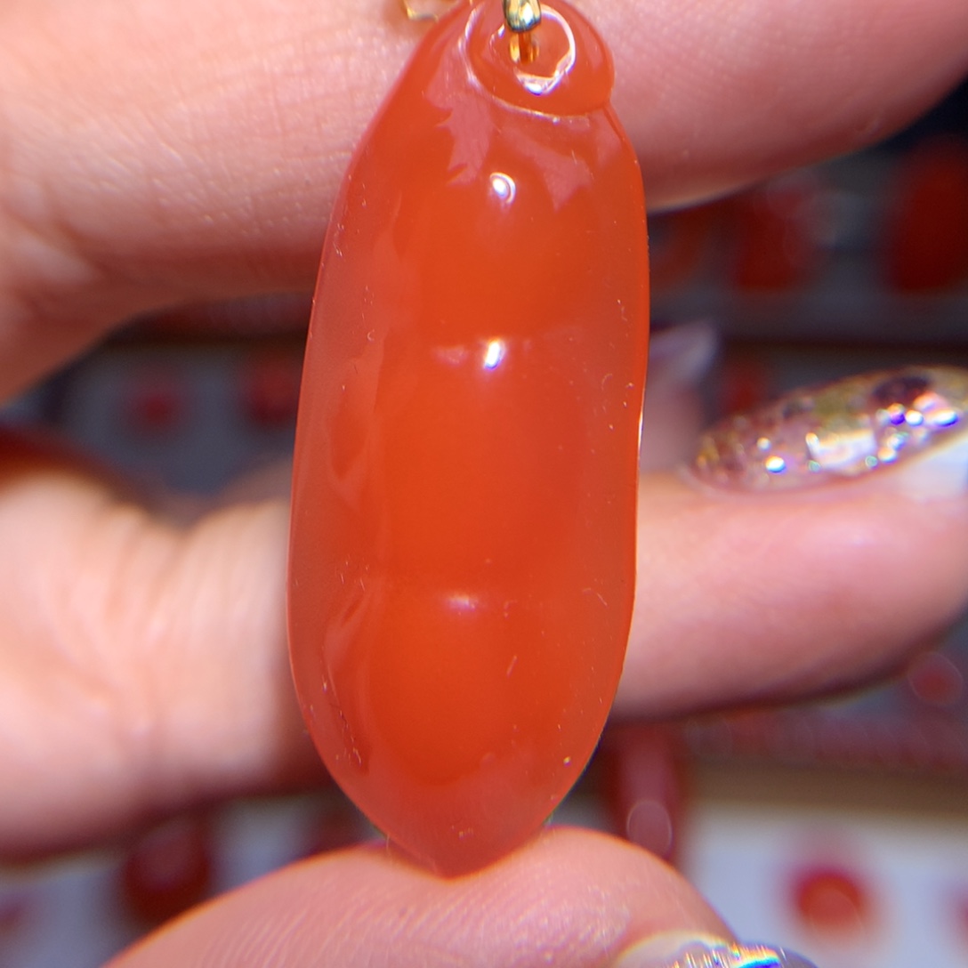 南红玛瑙福豆18K金镶嵌