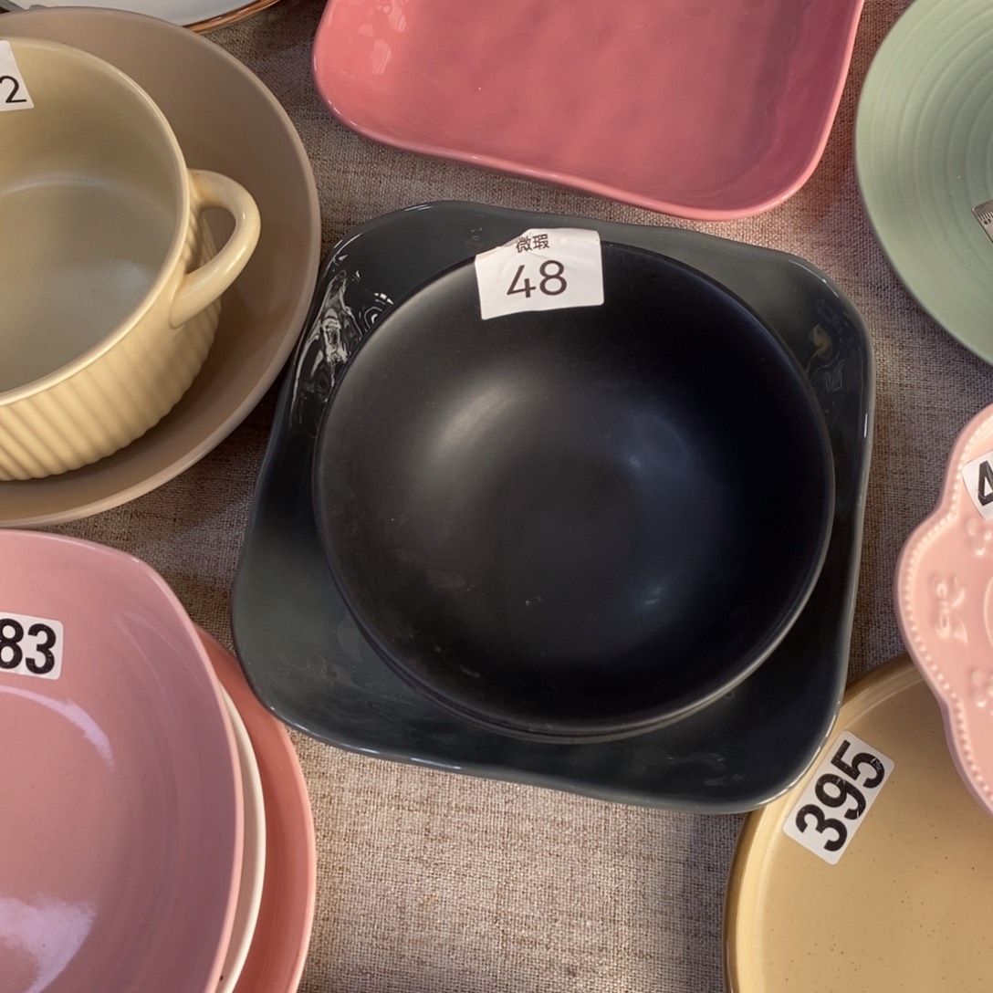 瓷48*2只微瑕不介意拍