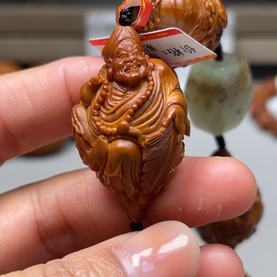 吊坠橄榄核济公单子