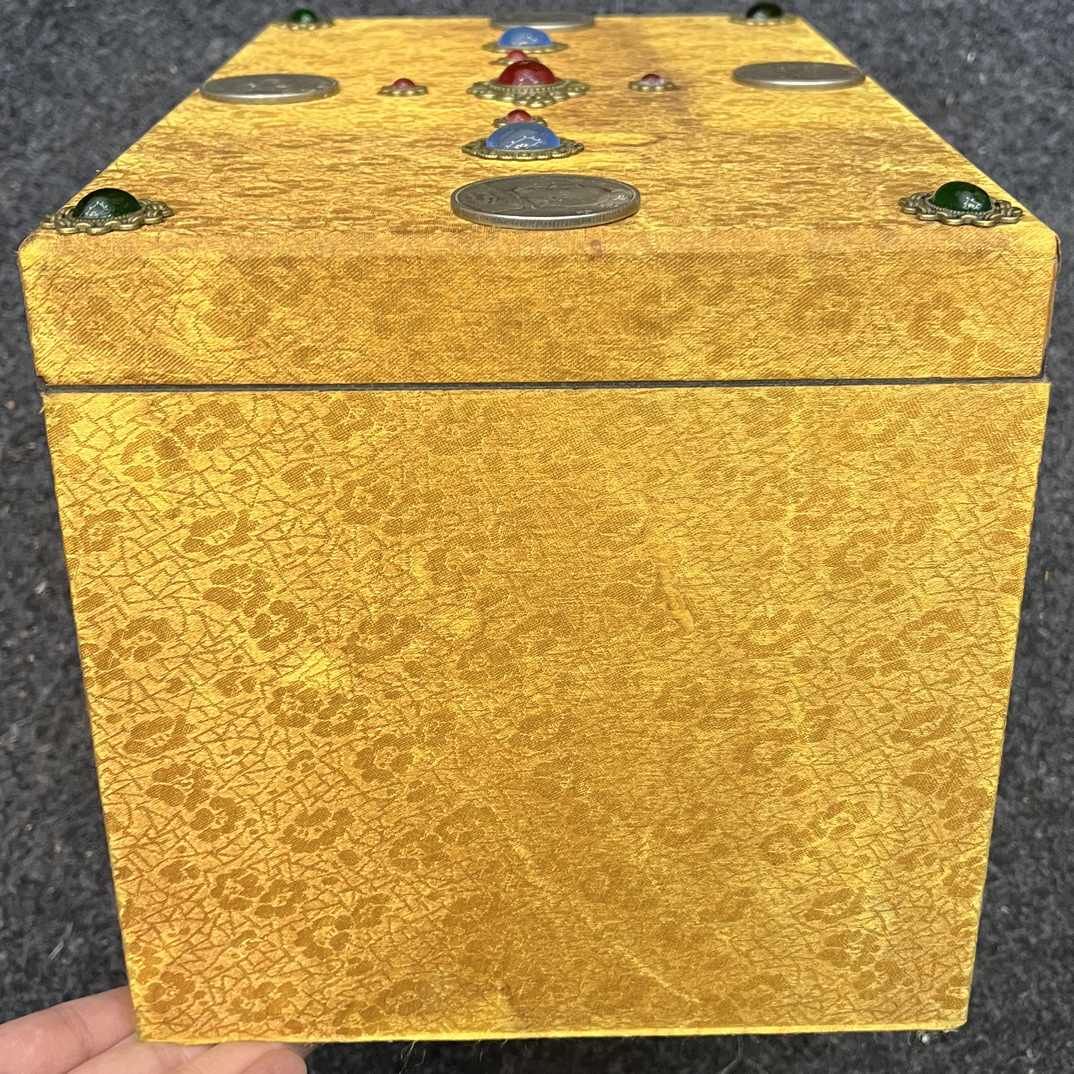 【闪购商品】闷/黄绣长方四必十一保木箱摆件复古工艺