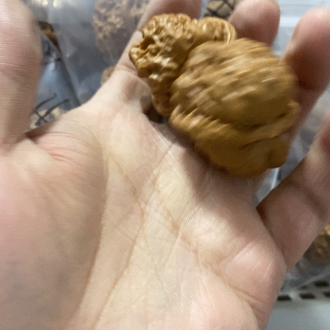 璀***璨文玩核桃把件哈哈哈
