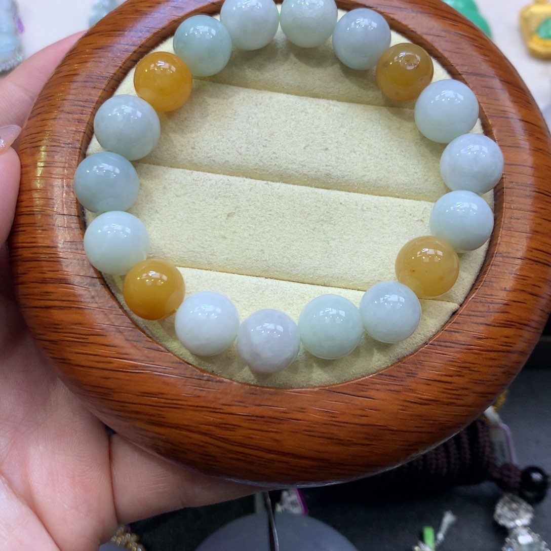 翡翠未镶嵌颈饰天然A货