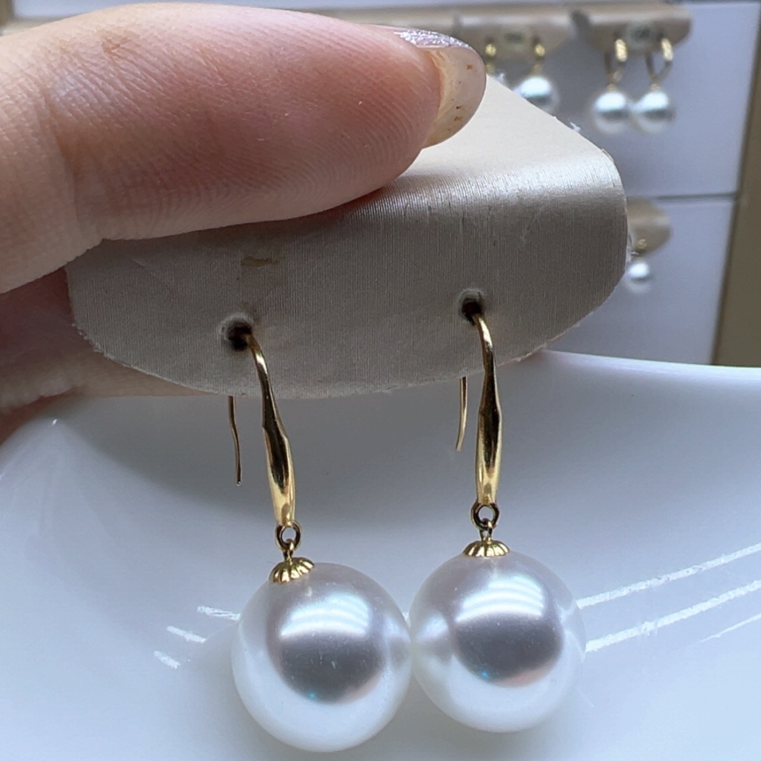 18K金镶嵌淡水珍珠耳饰