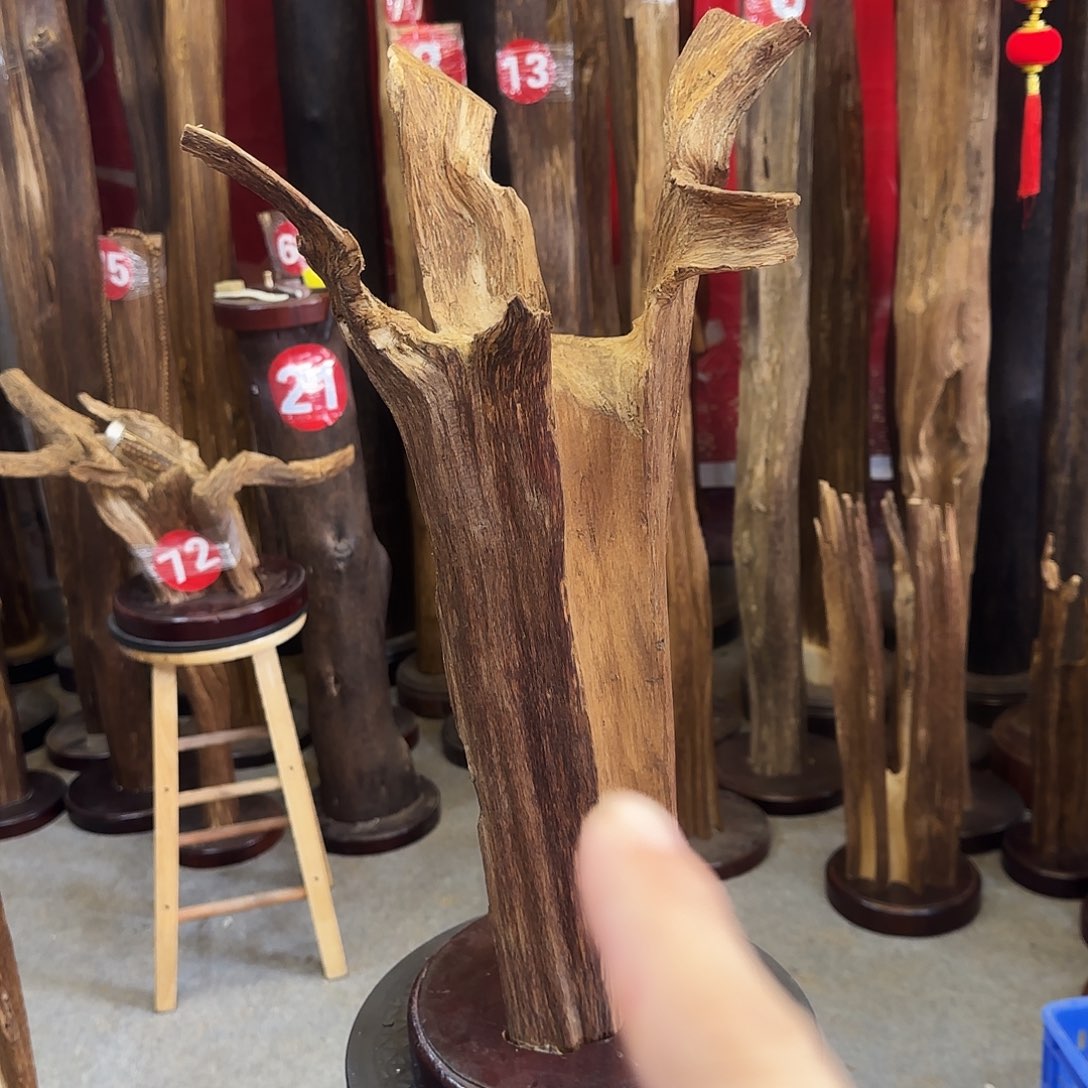 沉香摆件惊***！沉香摆件