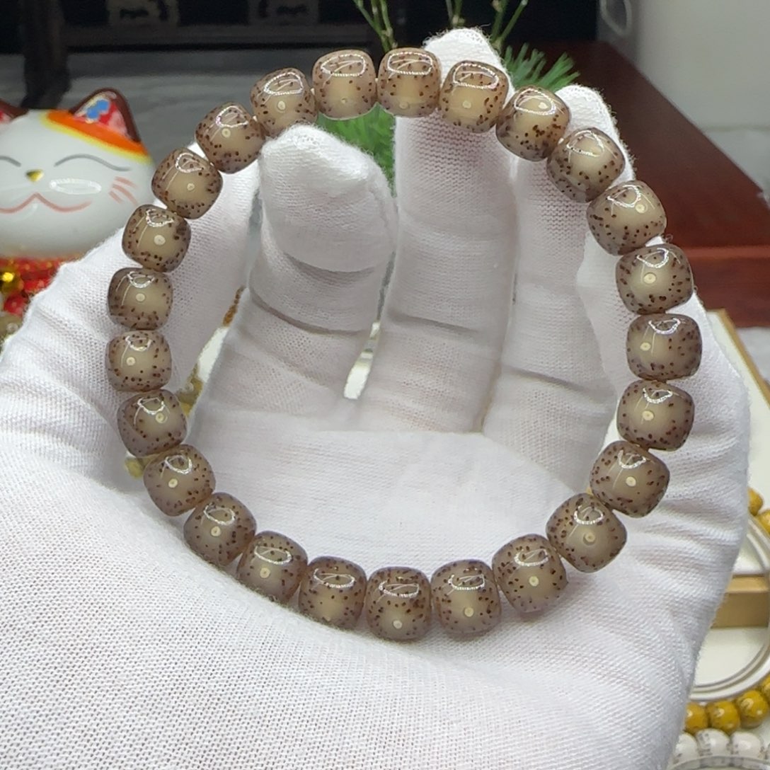 墩***墩手串星月菩提粉冰果冻9×8