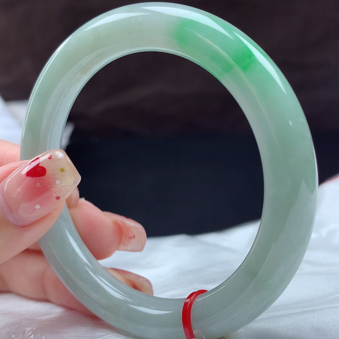 翡翠手镯未镶嵌430032，