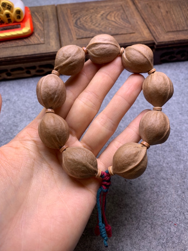 梅林铁核原生态21*27三花鲨鱼背梅林铁核素串橄榄核素串