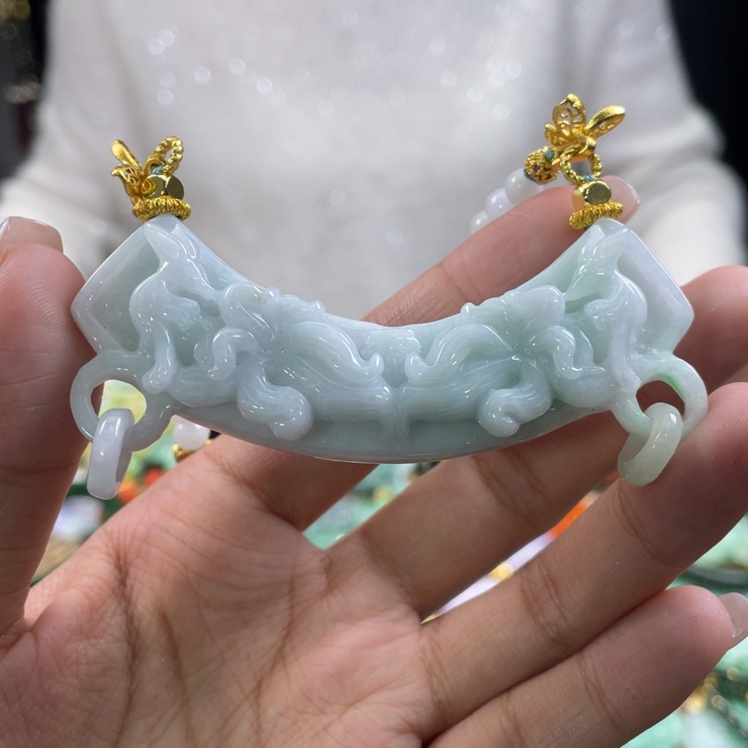 翡翠颈饰未镶嵌代编织
