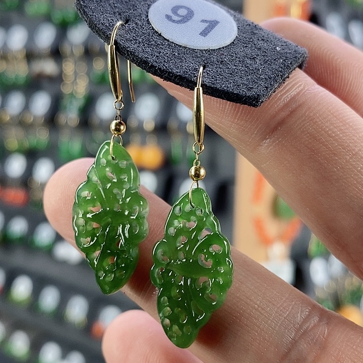 和田玉耳饰18K金镶嵌