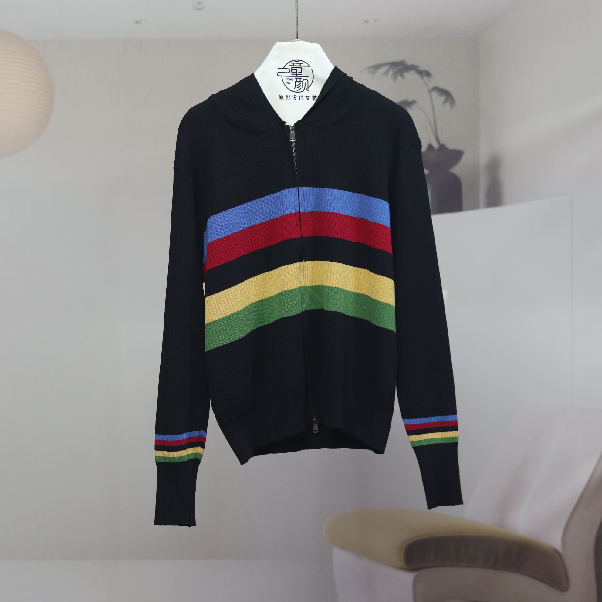 【8924】高品质原创设计黑色时尚百搭连帽针织开衫童