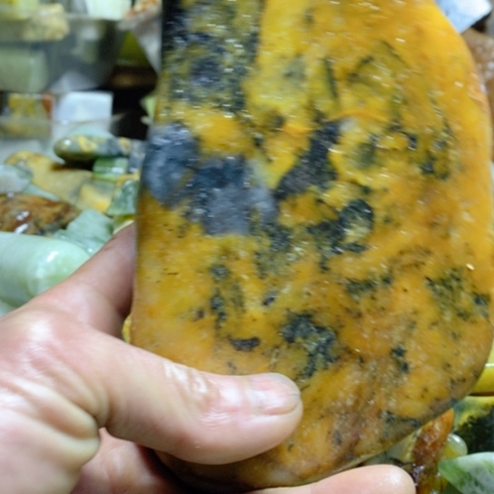 【闪购商品】蛇纹石玉珠宝玉器未镶嵌