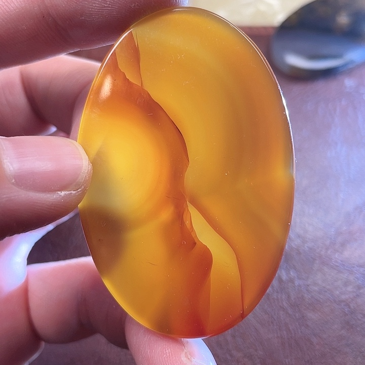 玛瑙/玉髓颈饰合金龙*