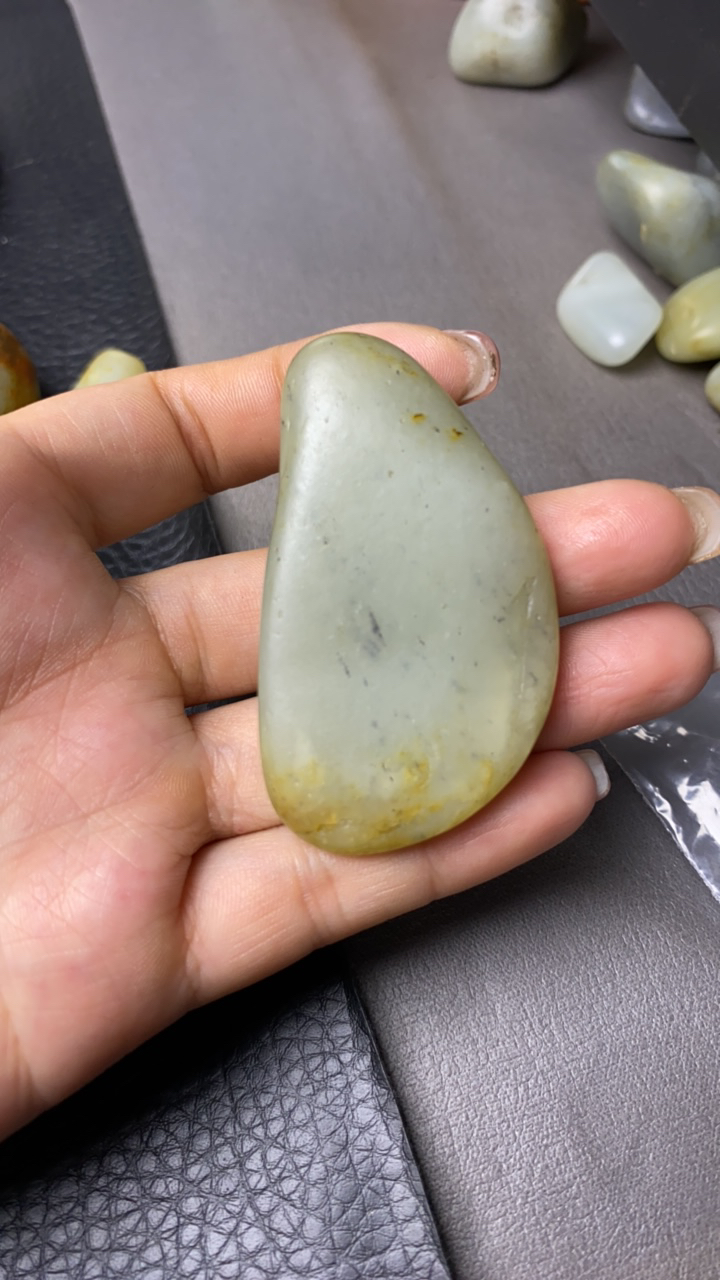 新疆和田玉吊坠40