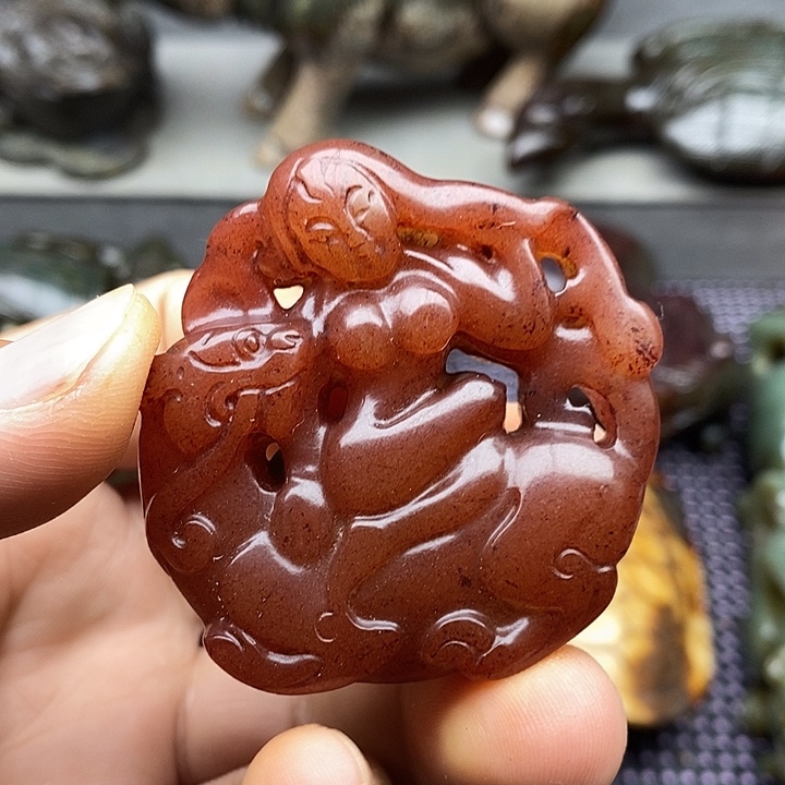 未镶嵌蛇纹石玉颈饰