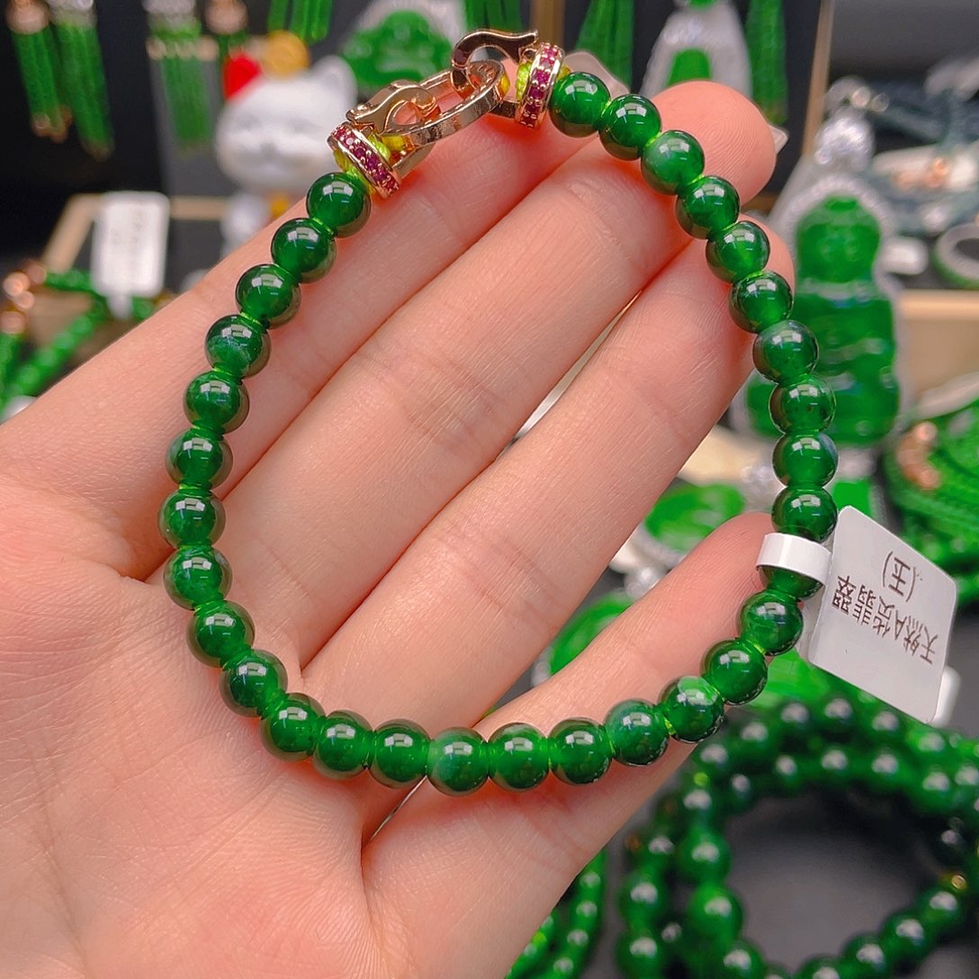 翡翠未镶嵌颈饰手链卡6