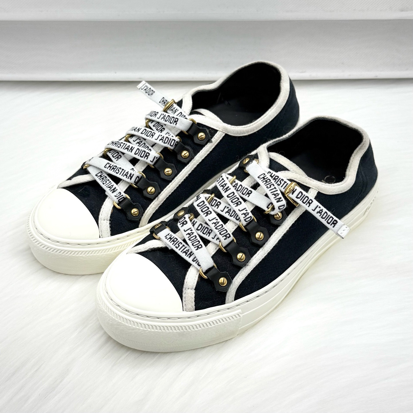 95新 DIOR/迪奥 Walk'n'Dior 板鞋 37.5码 公价8.1k bd602