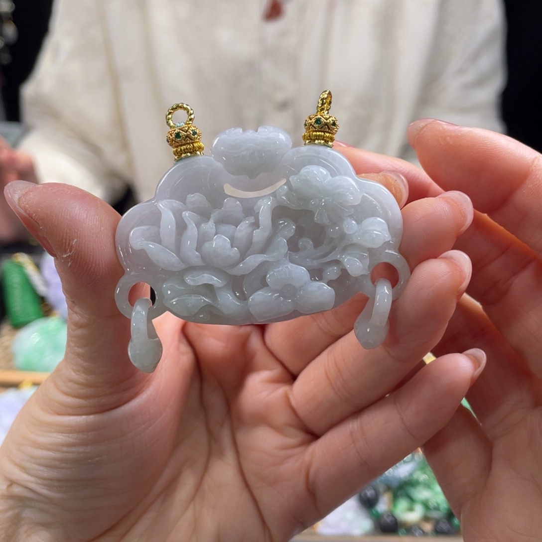 翡翠颈饰未镶嵌代编织