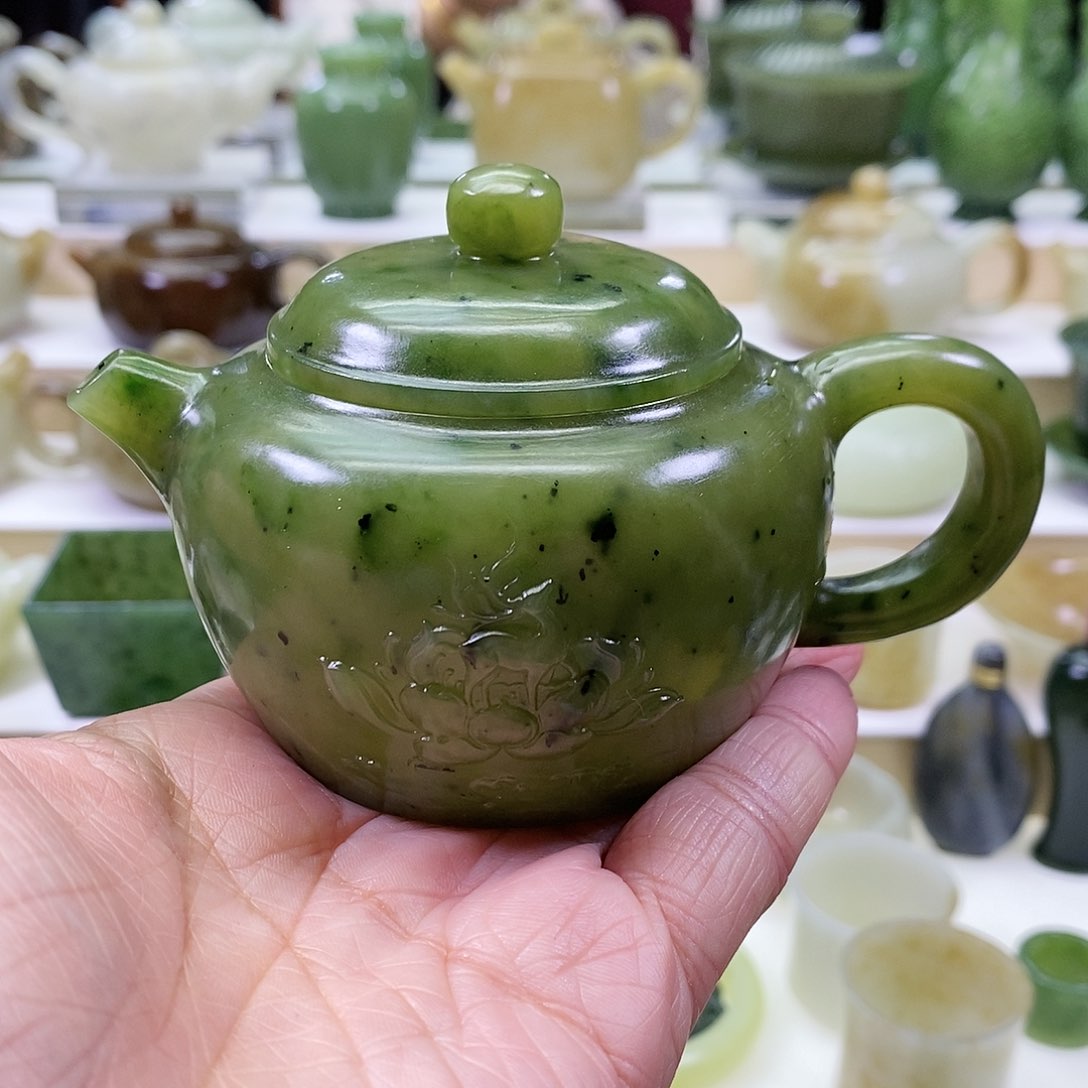 和田玉茶壶未镶嵌150m l