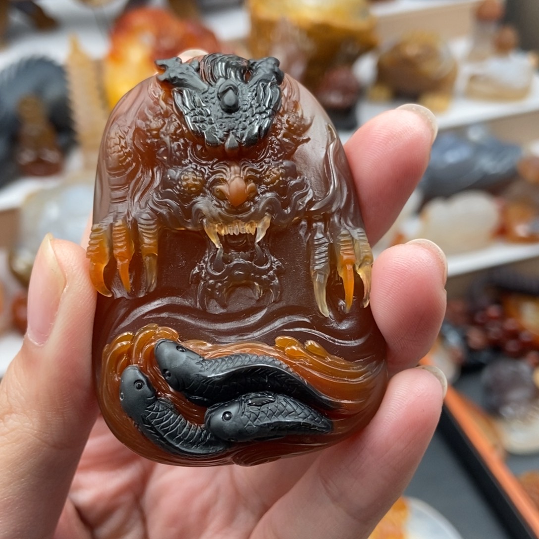 次***开玛瑙/玉髓未镶嵌玛瑙