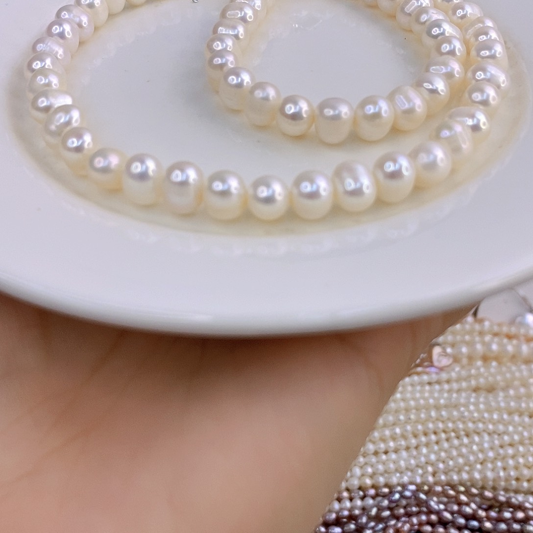 淡水珍珠颈饰未镶嵌