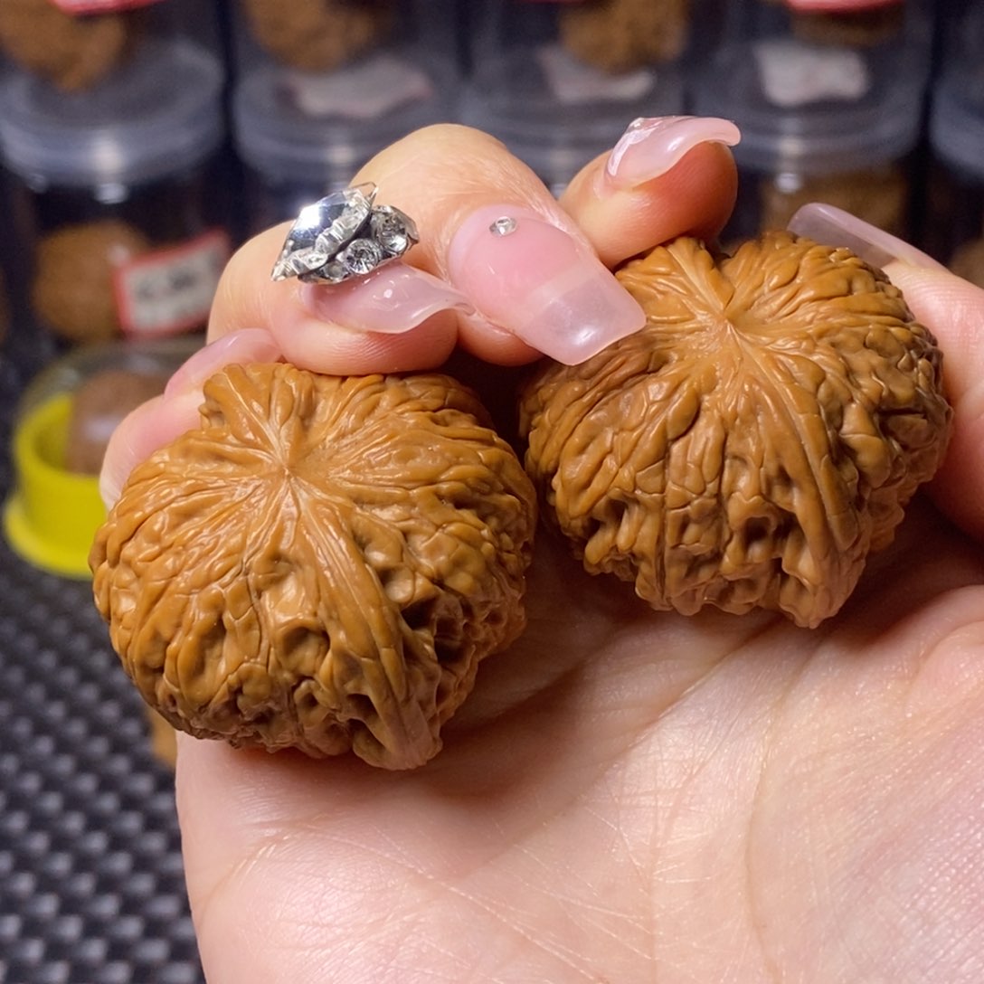 文玩核桃吊坠只***愿磨盘