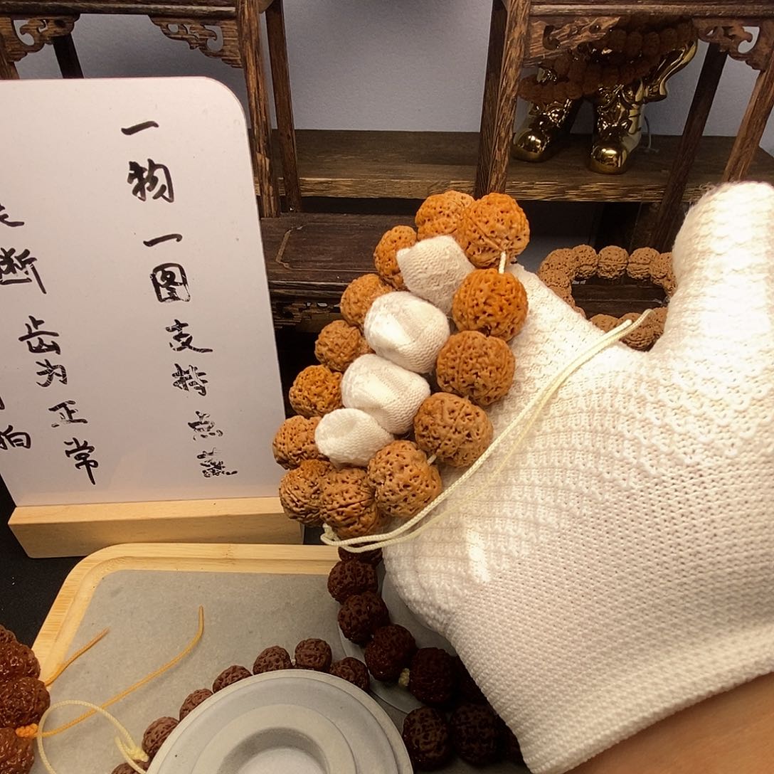 金刚菩提吊坠口***而尼泊尔金刚菩提籽