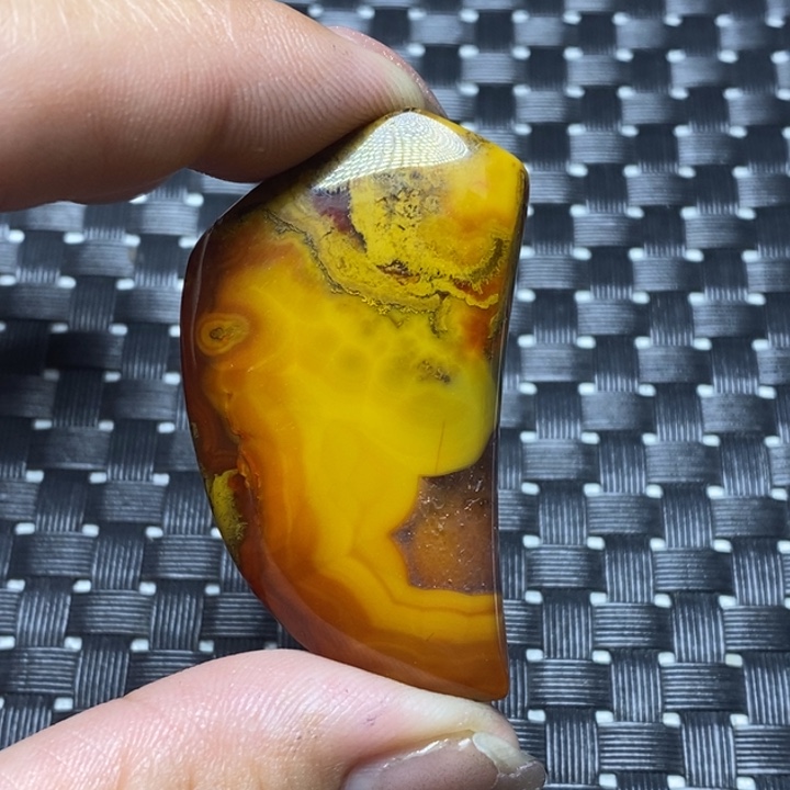 玛瑙/玉髓颈饰未镶嵌横**军