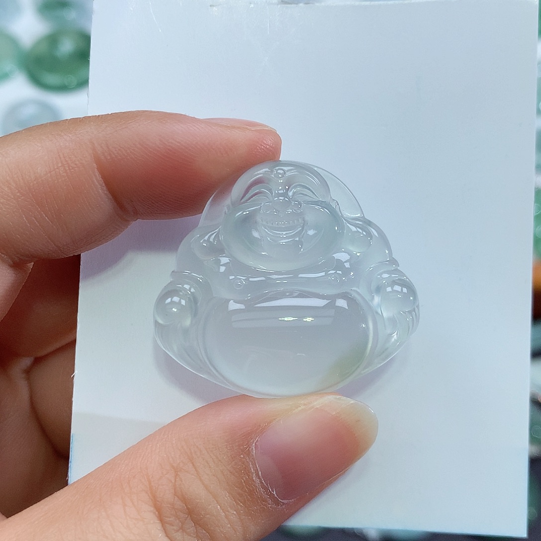 翡翠未镶嵌颈饰佛公